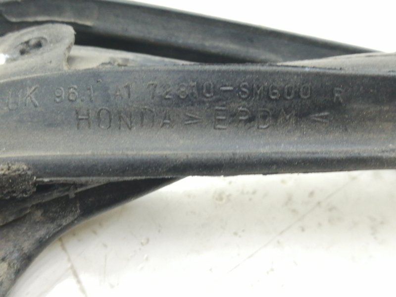 Уплотнитель двери задний правый HONDA CIVIC 5D FK2 Уплотнитель двери задний правый HONDA CIVIC 5D FK2