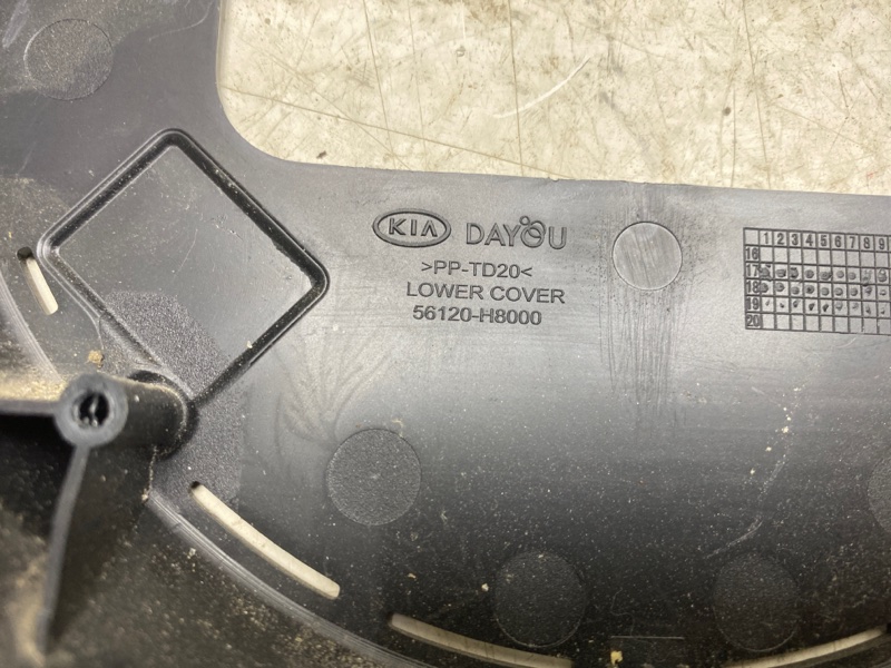 Кожух рулевой колонки RIO 2019 FB G4LC Кожух рулевой колонки RIO 2019 FB G4LC