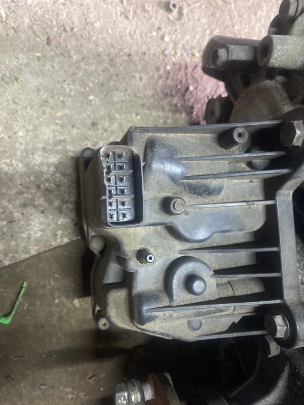 Запчасть актуатор TOYOTA LAND CRUISER PRADO 2020 KDJ150 1GR-FE 3641060093 Б/У Актуатор TOYOTA LAND CRUISER PRADO 2020 KDJ150 1GR-FE 3641060093 Б/У