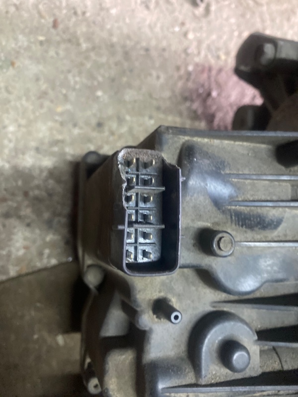 Актуатор LAND CRUISER PRADO 2020 KDJ150 1GR-FE Актуатор LAND CRUISER PRADO 2020 KDJ150 1GR-FE