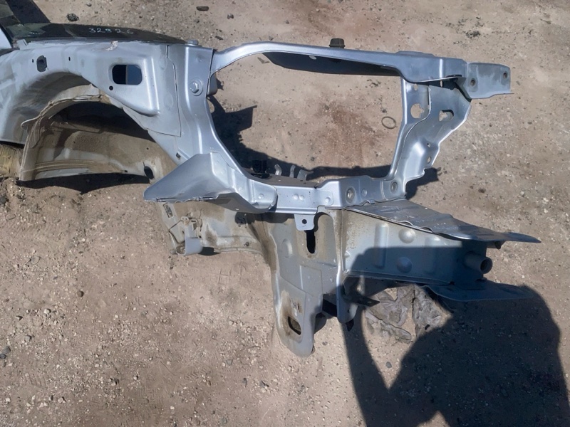 Передняя четверть правая ASTRA H 2007 Z16XER