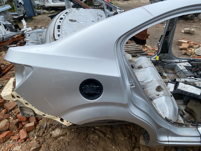 Крыло заднее правое CHEVROLET AVEO 2012 T300 F16D4 Б/У