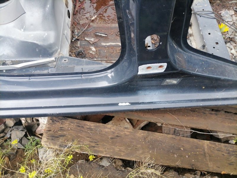 Порог со стойкой правый 308