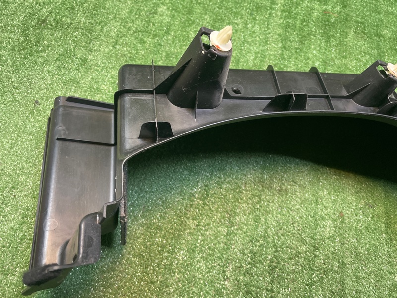 Обшивка багажника левая TOYOTA CAMRY 2AR-FE