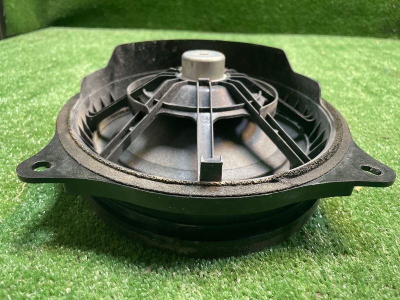 Динамик передний правый TOYOTA CAMRY 2AR-FE Динамик передний правый TOYOTA CAMRY 2AR-FE