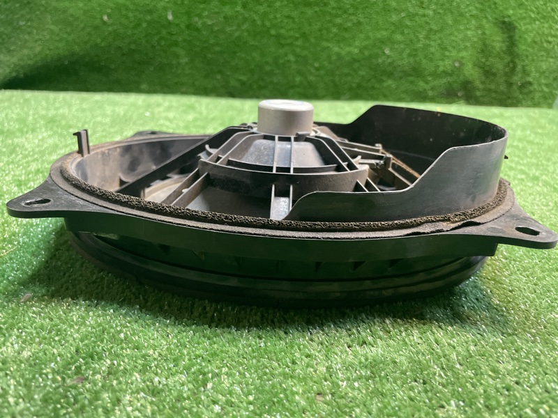 Динамик передний правый CAMRY 2017 2AR-FE Динамик передний правый CAMRY 2017 2AR-FE