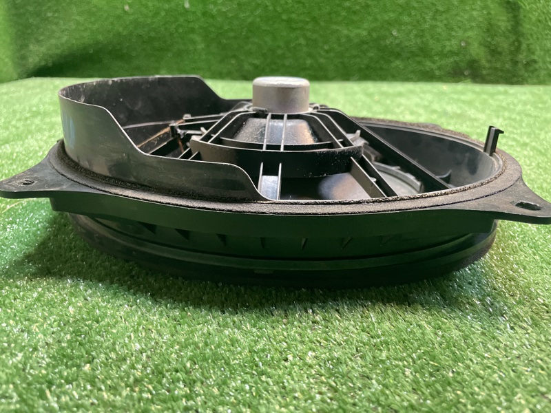 Динамик передний правый CAMRY 2017 2AR-FE Динамик передний правый CAMRY 2017 2AR-FE