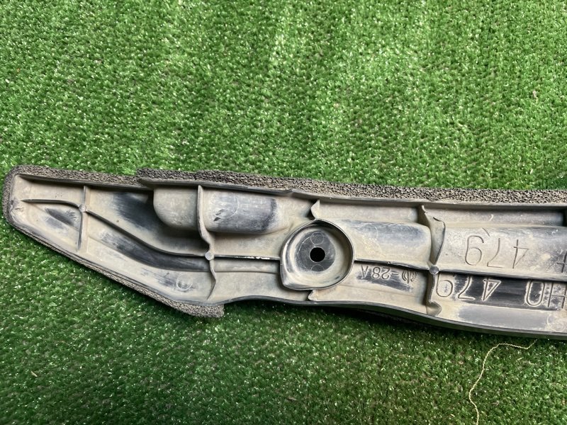 Пыльник крыла передний правый CAMRY 2017 2AR-FE Пыльник крыла передний правый CAMRY 2017 2AR-FE