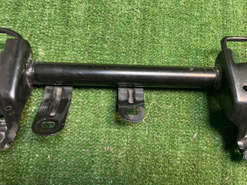 Кронштейн задний левый CAMRY 2017 2AR-FE