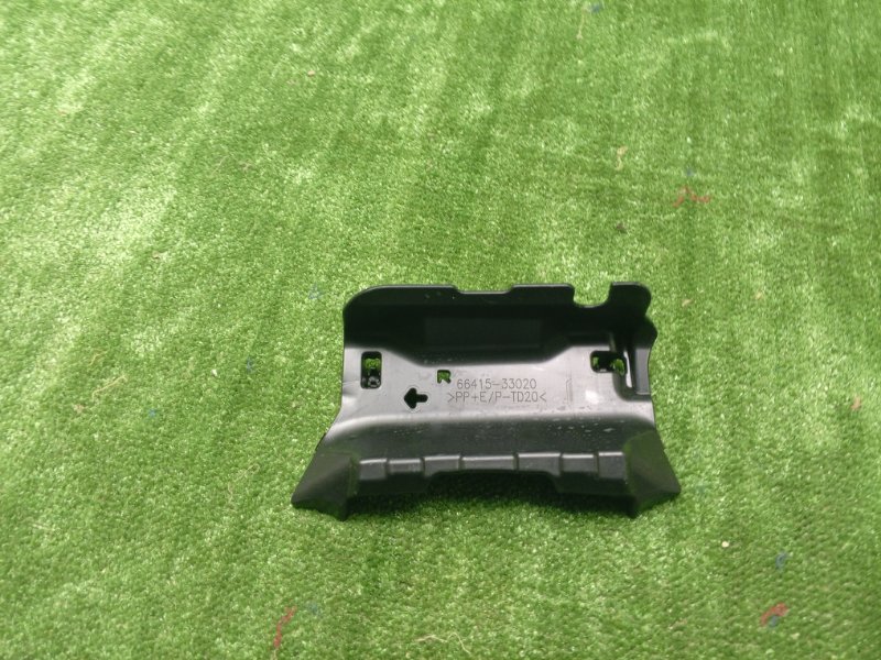 Кронштейн задний правый TOYOTA CAMRY 2017 2AR-FE 6641533020 Б/У