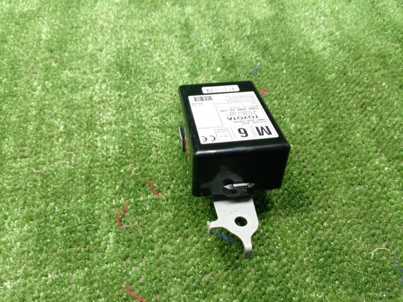 Блок управления дверьми CAMRY 2017 2AR-FE