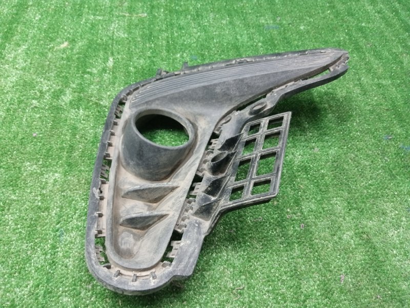 НАКЛАДКА ПТФ ПРАВАЯ передняя правая KIA RIO