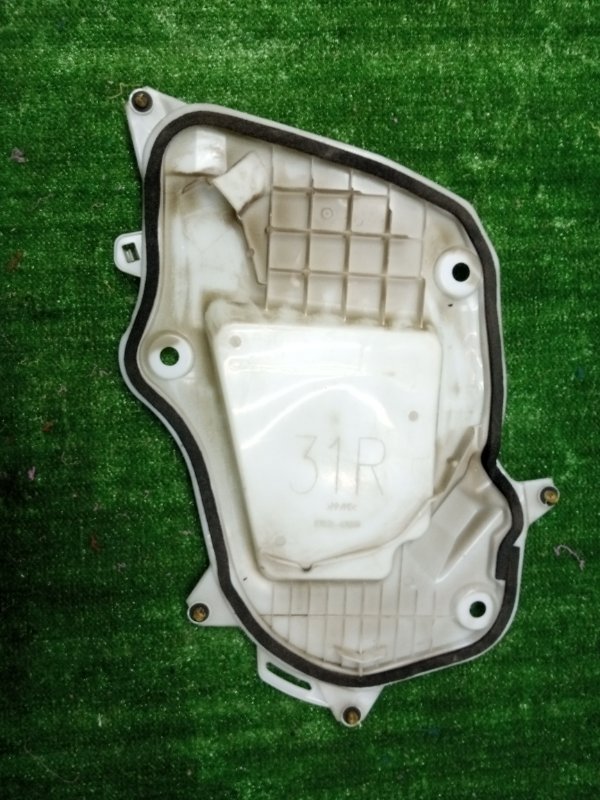 Обшивка двери передняя правая RAV 4 A50