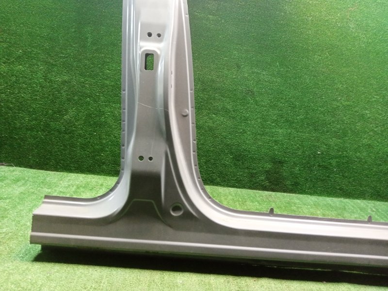 Боковина кузова правая TIGGO 4 Боковина кузова правая TIGGO 4