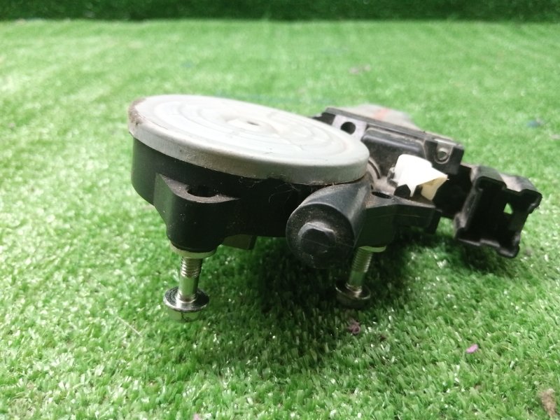 Блок моторчика стеклоподъемника передний правый NISSAN Teana