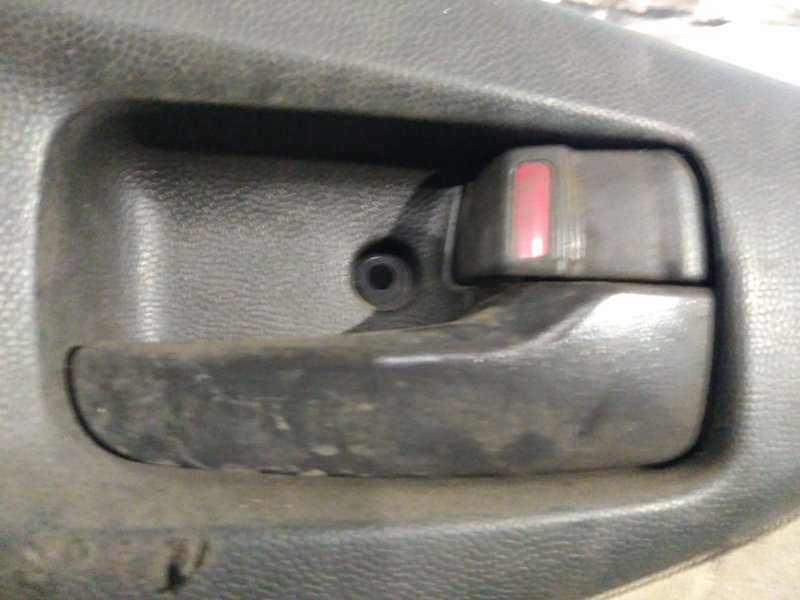 Ручка двери внутренняя Mitsubishi Colt Z27A 4G15 2003 передняя правая