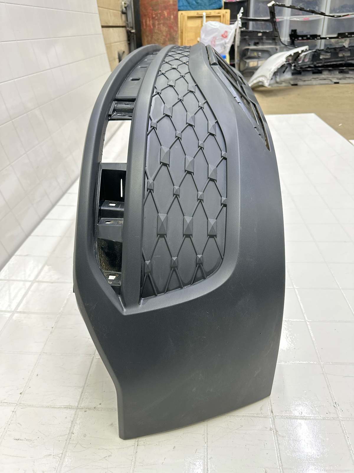 Бампер задний VS5 2022-2024 Бампер задний VS5 2022-2024