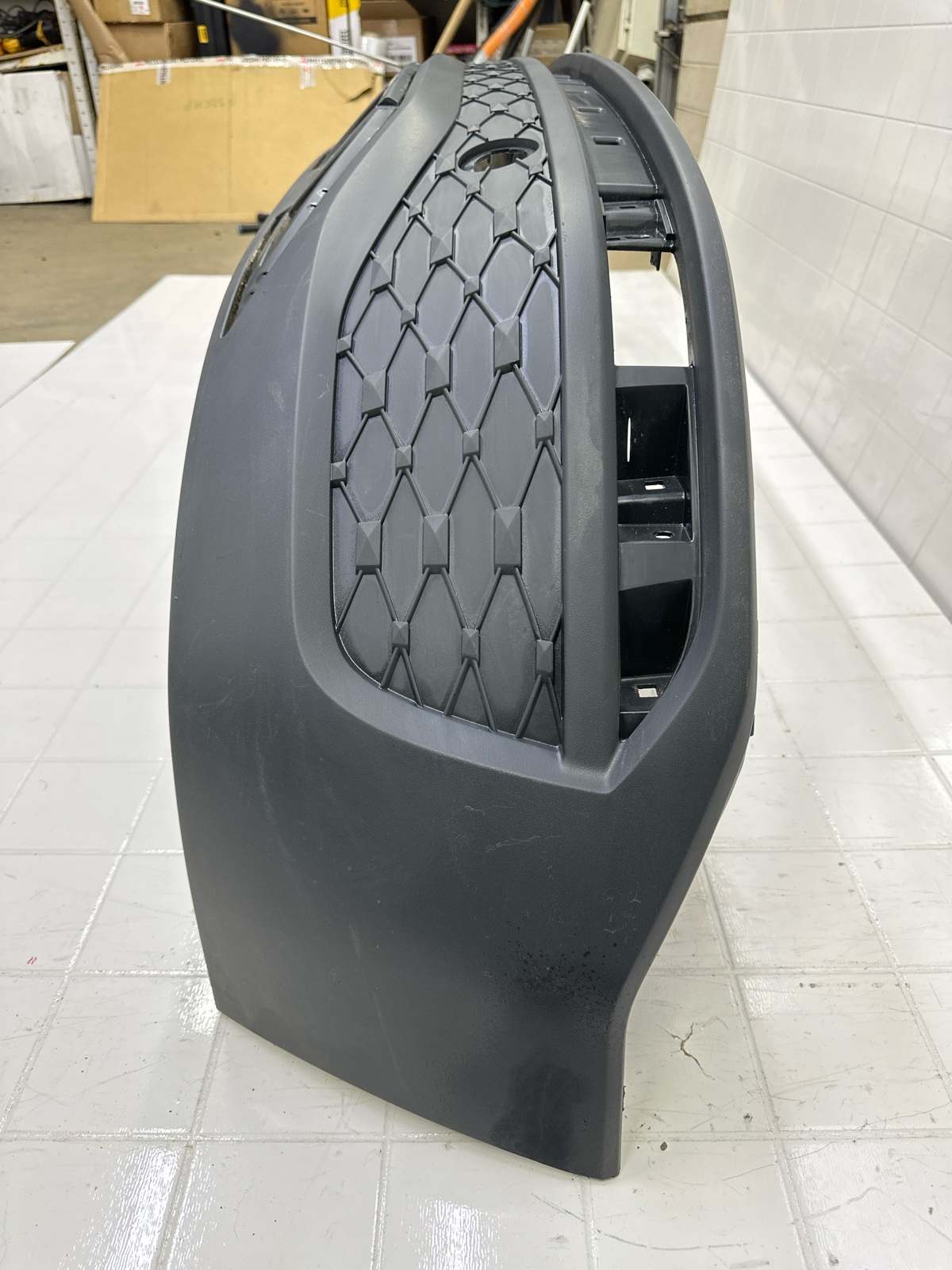 Бампер задний VS5 2022-2024 Бампер задний VS5 2022-2024