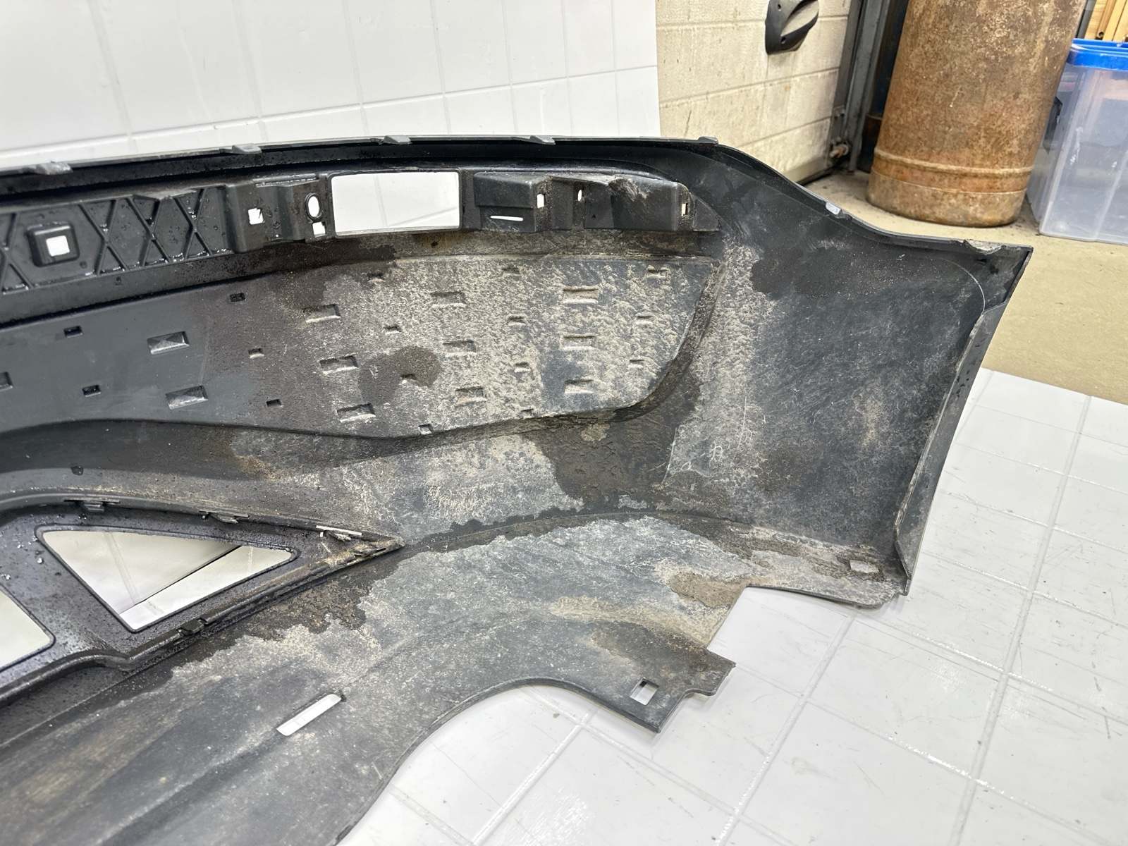 Бампер задний VS5 2022-2024 Бампер задний VS5 2022-2024