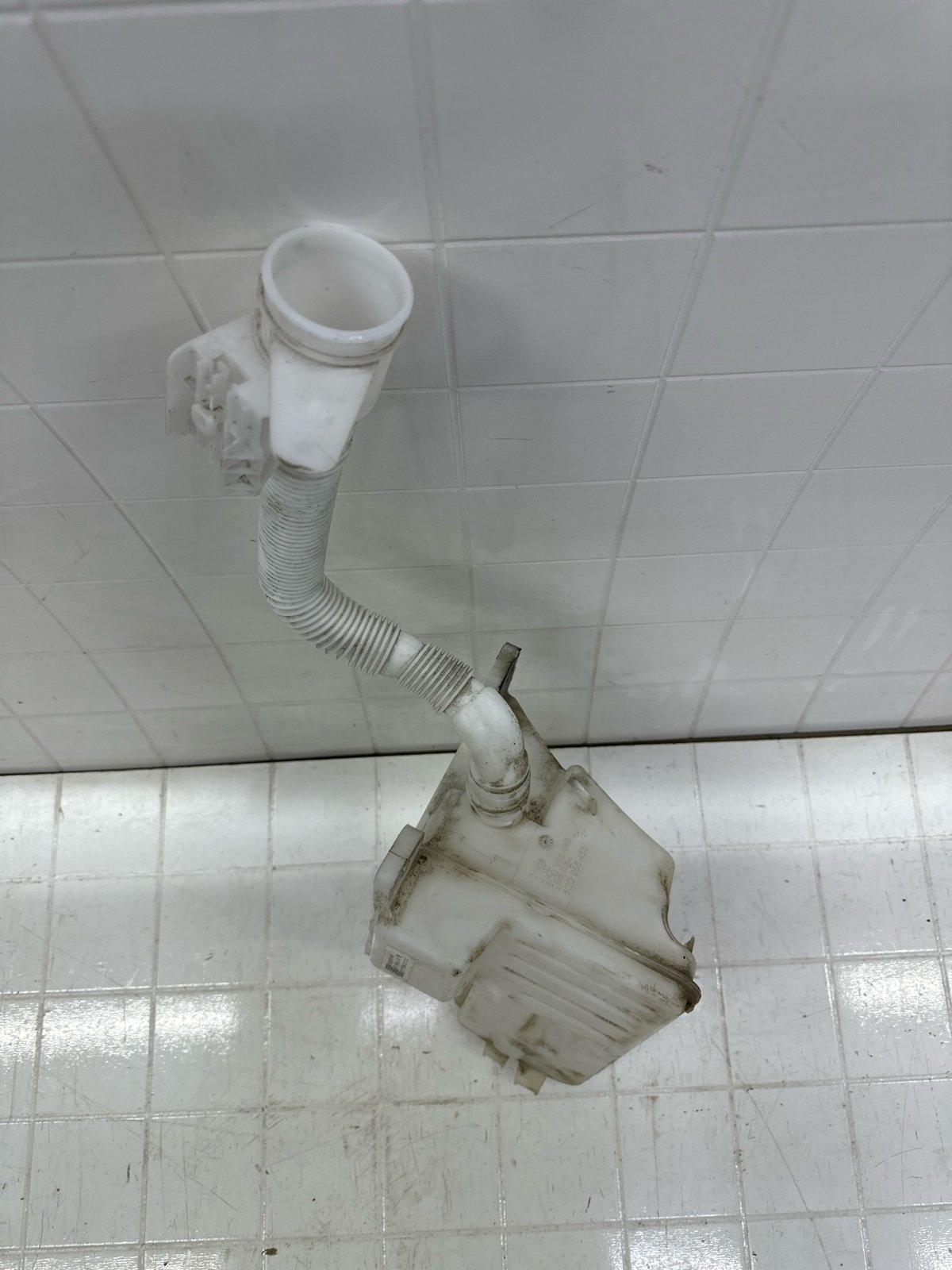 Бачок омывателя VS5 2022-2024