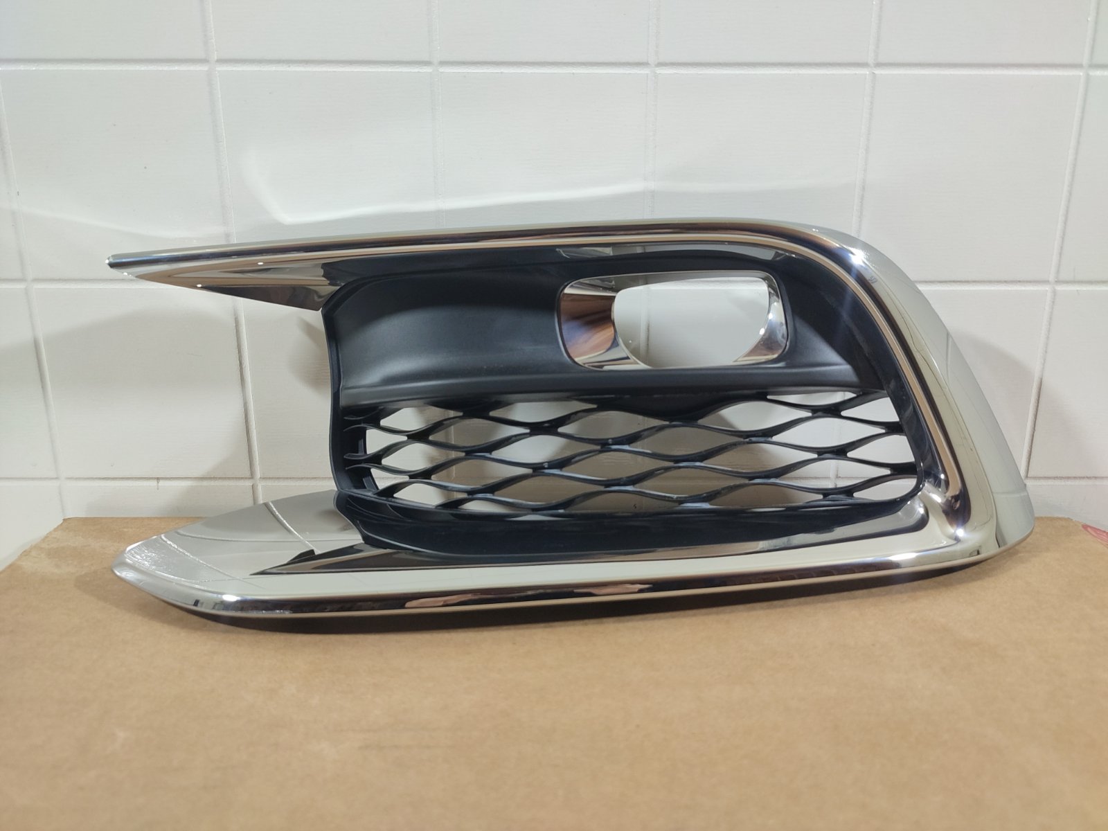 Накладка птф новая передняя левая INFINITI QX60 2016-2020 L50 622579NC2B новая