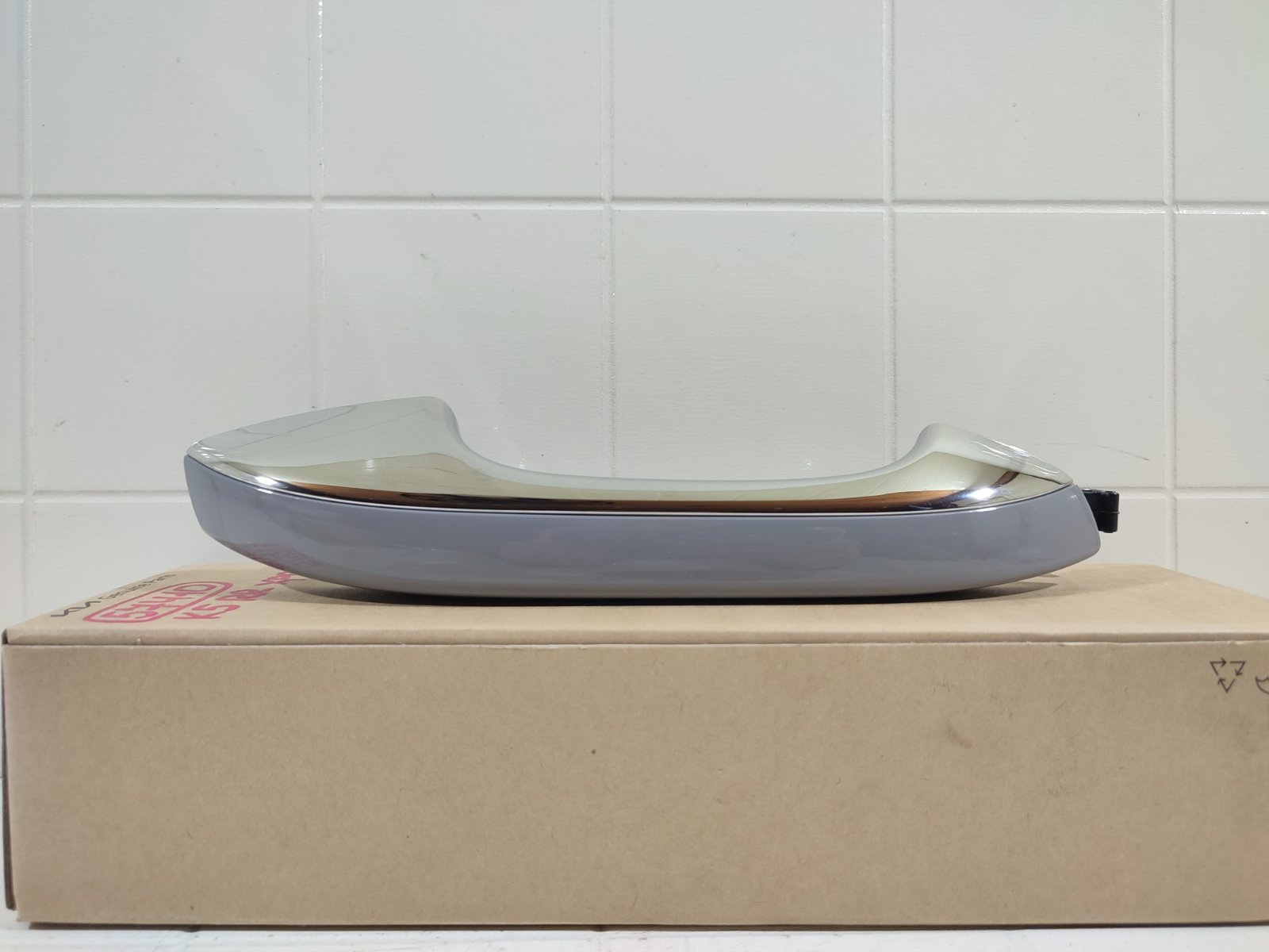 Ручка двери новая задняя правая KIA K5 2020-2023 DL3 83661L2100 новая