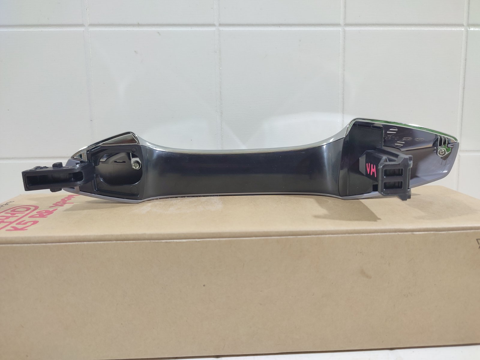 Ручка двери новая задняя правая K5 2020-2023 DL3