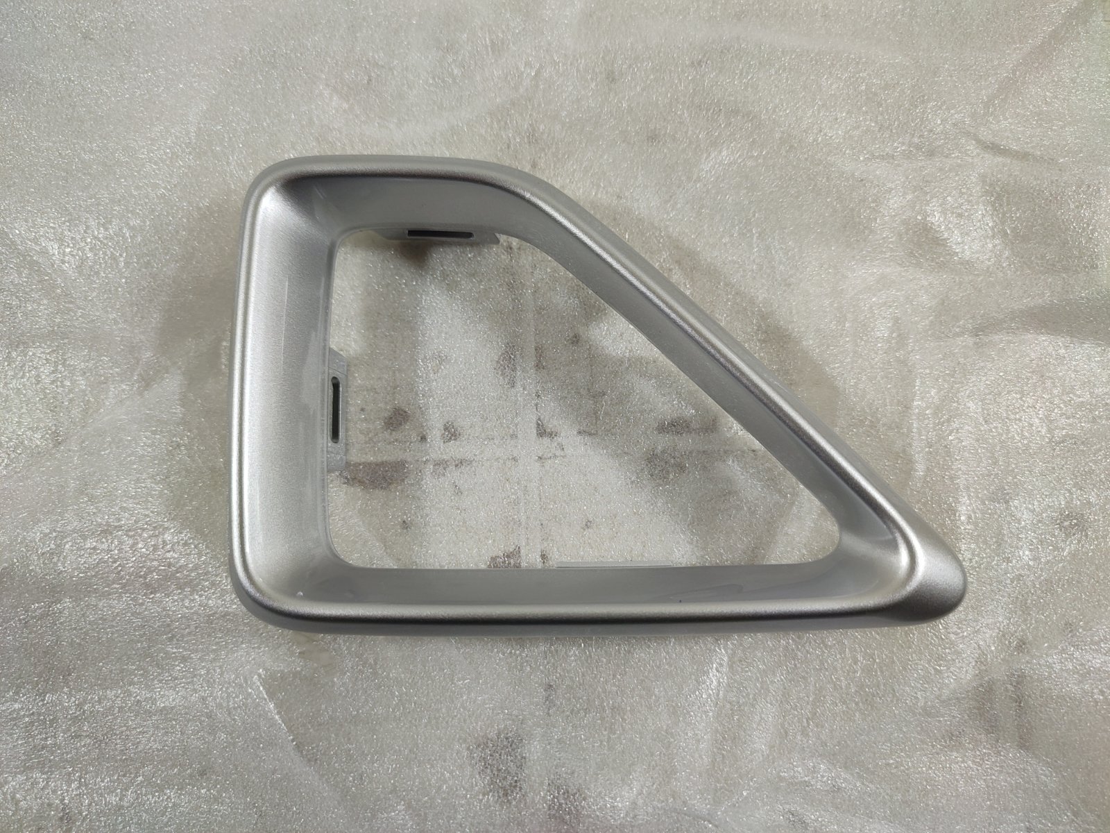 Запчасть накладка бампера новая задняя правая KIA RIO 4 Рестайлинг 2020-2024 Седан 86664H0700 новая Накладка бампера новая задняя правая KIA RIO 4 Рестайлинг 2020-2024 Седан 86664H0700 новая