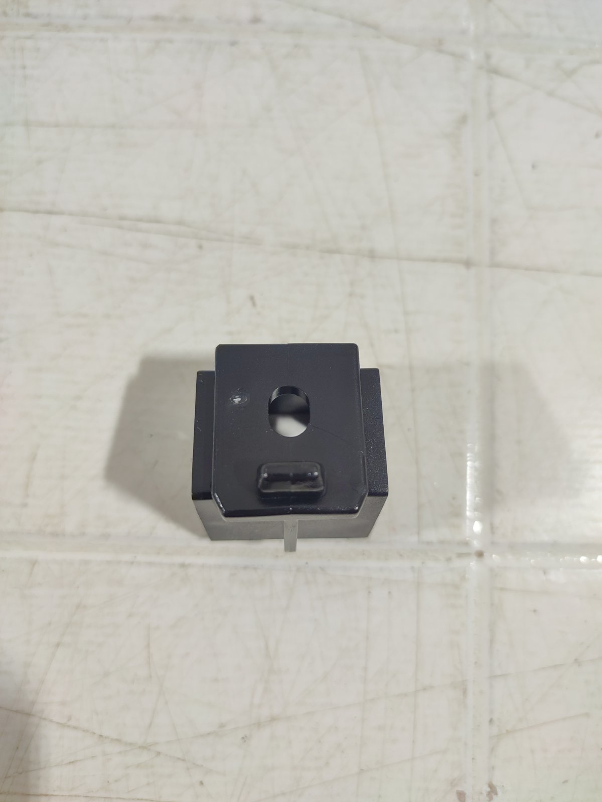 Кронштейн фары передний KIA STINGER