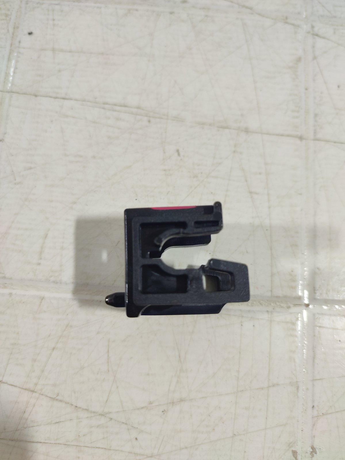 Кронштейн фары передний STINGER 2017-2024