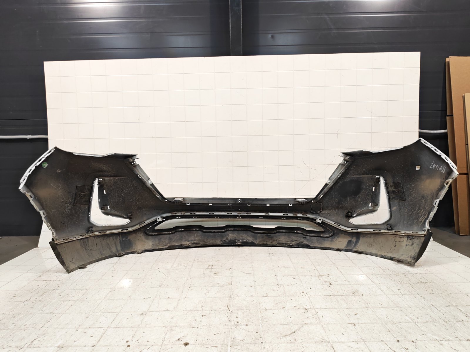 Бампер передний X35 2019-2025