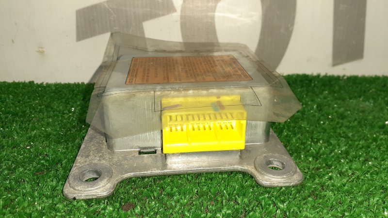 Блок управления airbag Nissan Avenir PNW11 SR20DET 1999 (б/у)