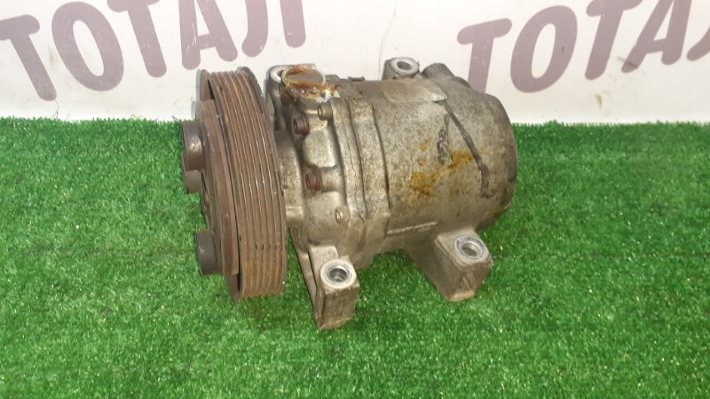 Компрессор кондиционера Nissan Avenir PNW11 SR20DET 1999 (б/у)