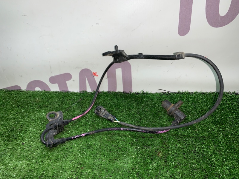 Датчик abs Toyota Wish ZNE14 1ZZFE передний правый (б/у)
