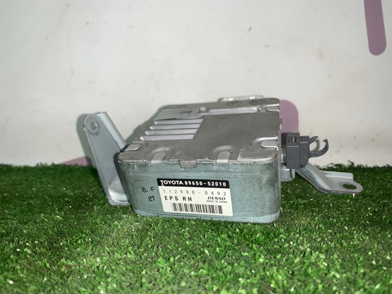 Блок управления рулевой рейкой Toyota Wish ZNE14 1ZZFE 2004 (б/у)