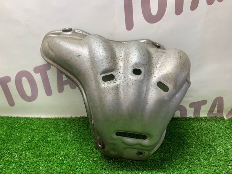 Кожух выпускного коллектора TOYOTA CALDINA AZT246 1AZFSE 1716728021 контрактная