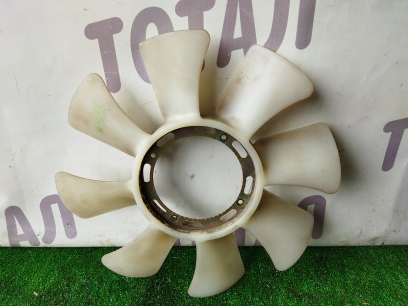 Запчасть крыльчатка вентилятора MAZDA BONGO 2006 SKF2M RFT RF6C15141 контрактная Крыльчатка вентилятора MAZDA BONGO 2006 SKF2M RFT RF6C15141 контрактная