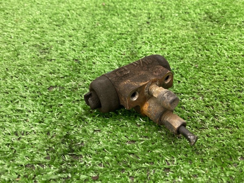 Рабочий тормозной цилиндр задний левый WINGROAD 2012 NY12 HR15DE Рабочий тормозной цилиндр задний левый WINGROAD 2012 NY12 HR15DE