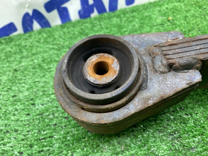 Крепление редуктора WINGROAD 2012 NY12 HR15DE