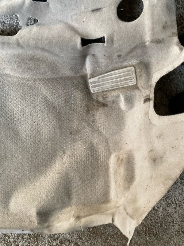 Обшивка пола Bluebird Sylphy 2005 NG11 HR15DE