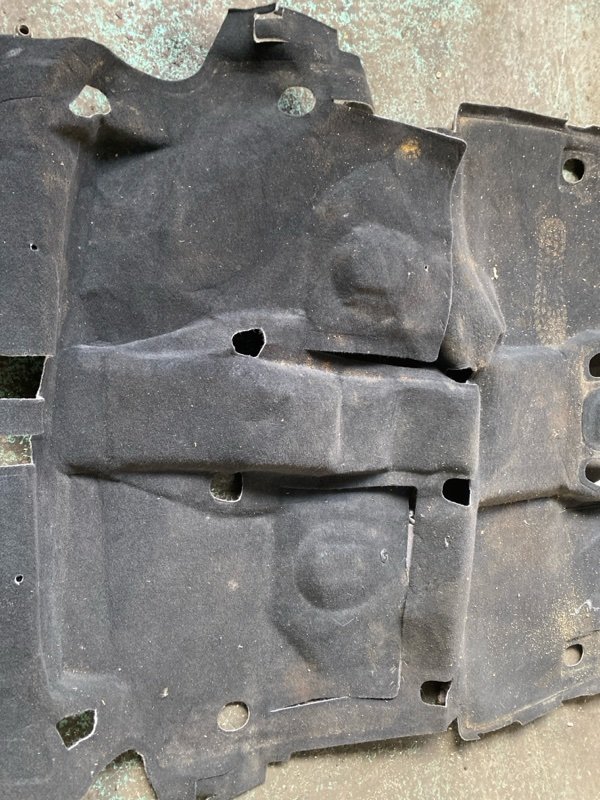 Обшивка пола HONDA STREAM RN7 Обшивка пола HONDA STREAM RN7