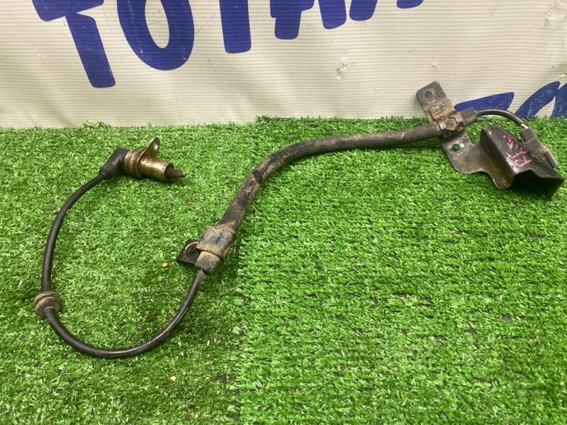 Датчик abs передний правый NISSAN ELGRAND 2000 ALWE50 VG33E 47910VE000 контрактная