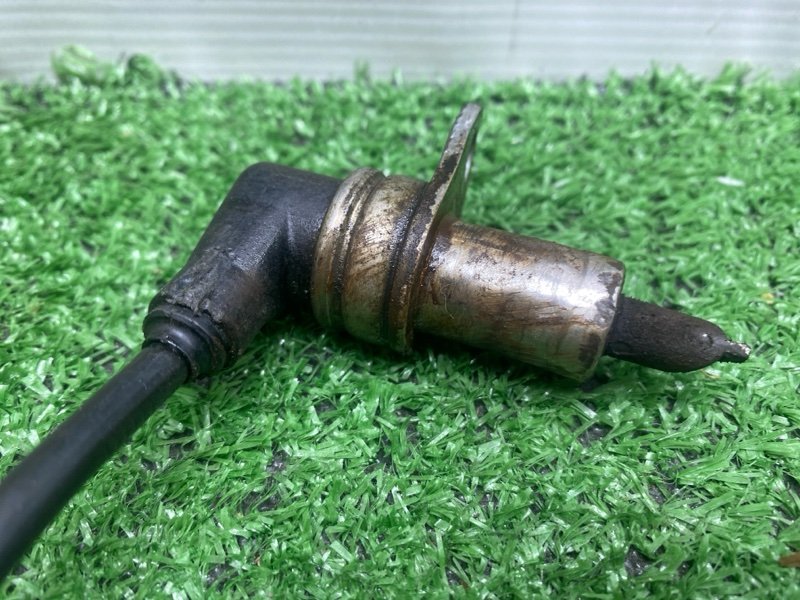 Датчик abs передний правый NISSAN ELGRAND ALWE50 VG33E