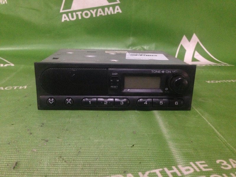 Магнитола Toyota (б/у) Магнитола Toyota (б/у)