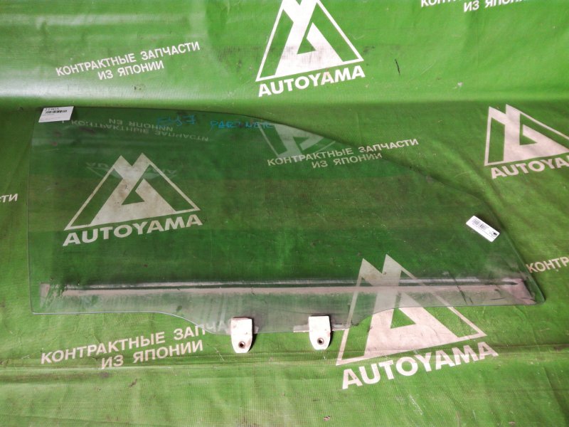 Стекло Honda Orthia EL1 переднее правое (б/у)