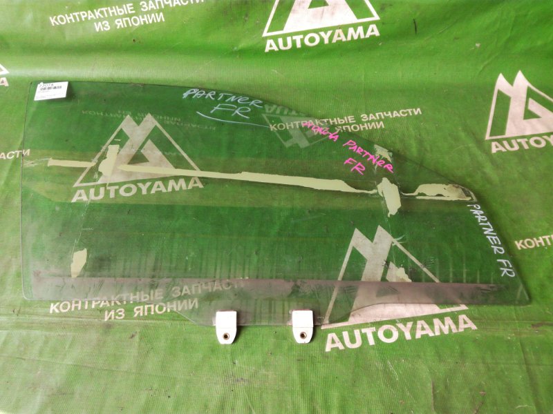 Стекло Honda Partner EY7 переднее правое (б/у)