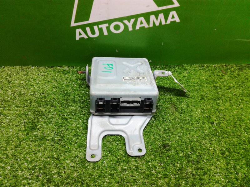 Блок управления рулевой рейкой Honda Civic FD1 R18A (б/у)
