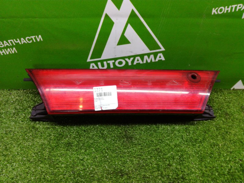 Вставка багажника Toyota Vista SV30 (б/у)