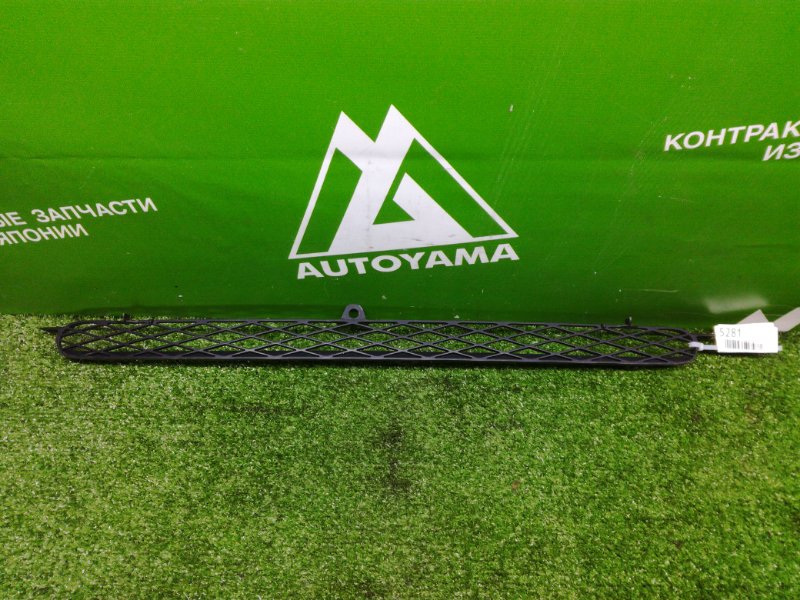 Решетка радиатора Toyota Funcargo NCP20 2002 (б/у)