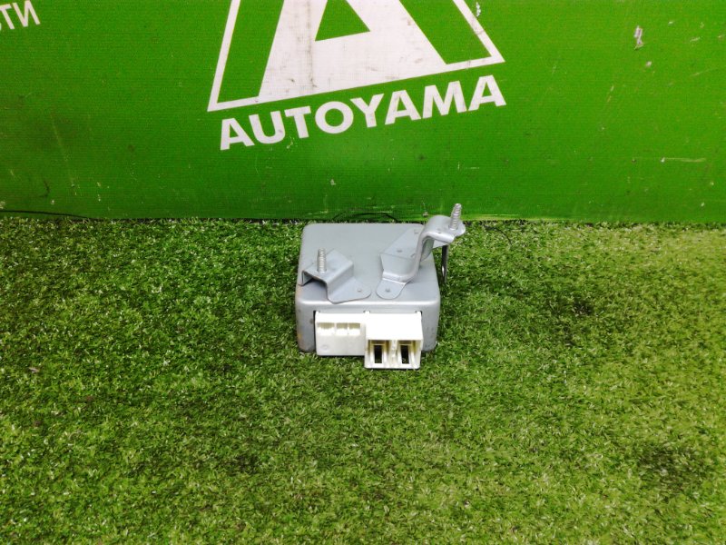Блок управления рулевой рейкой Toyota Ractis NCP100 1NZFE (б/у)